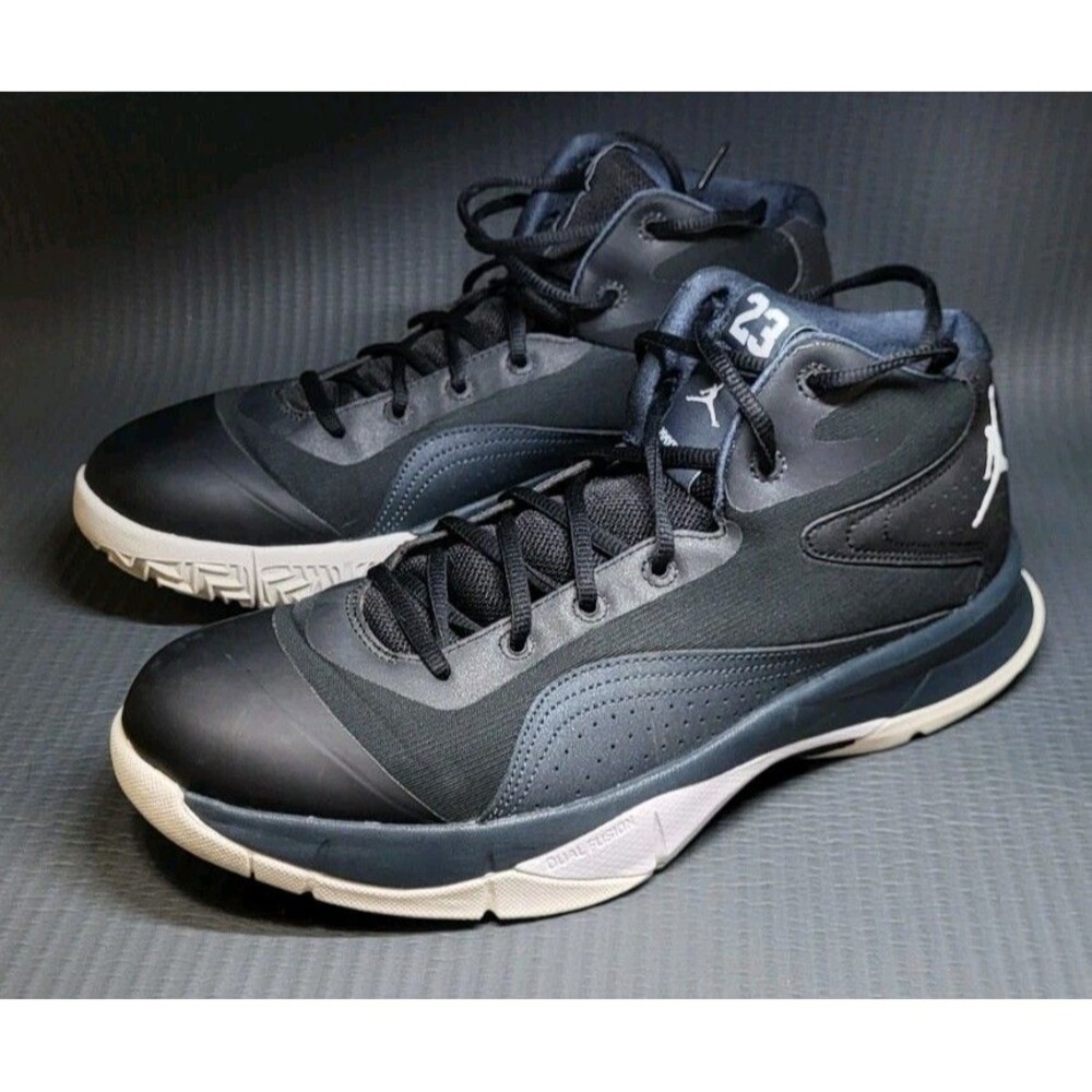 Nike Air Jordan Court Vision 00 Black Size 11 684835-004 Men